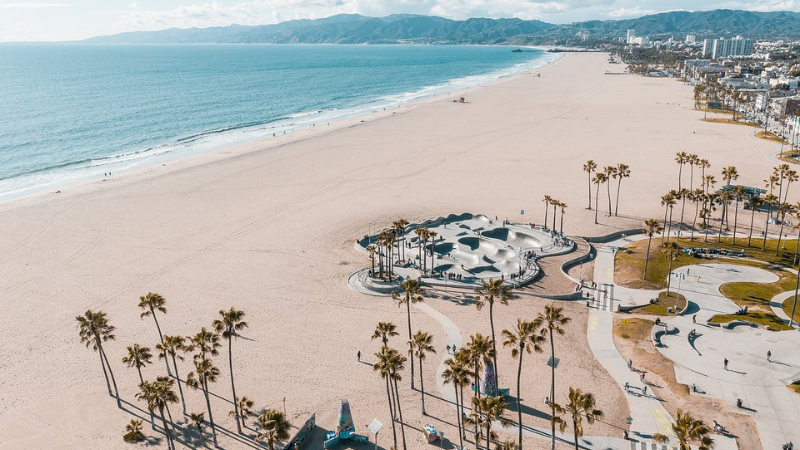 8 Awesome Things To Do in Venice Beach, California