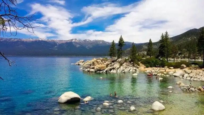 9 Largest Lakes In California For An Amazing Vacation