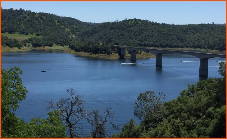 New Melones Lake